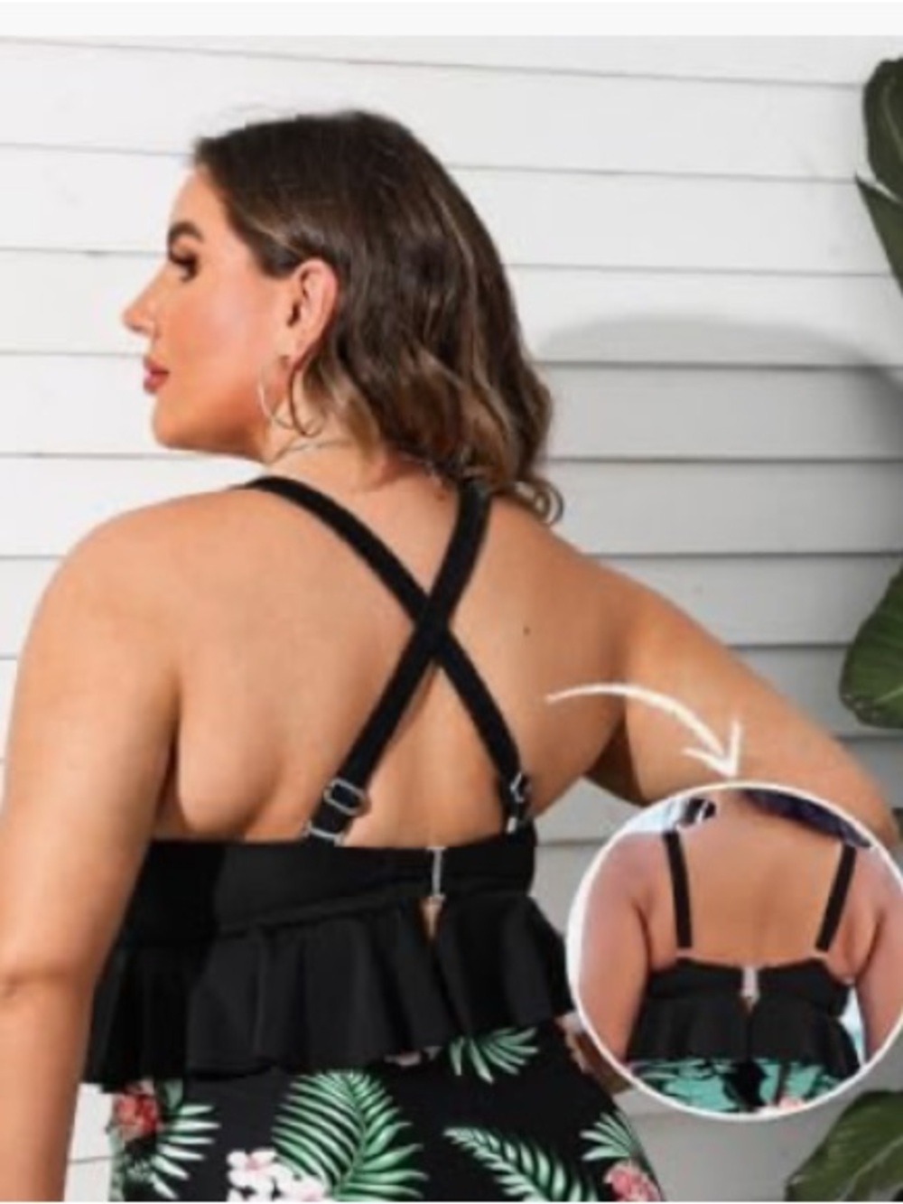 Cupshe Women's Plus Black Bikinis Top With Ruffles & Adjustable Straps .
Size 3X - Picture 3 of 12